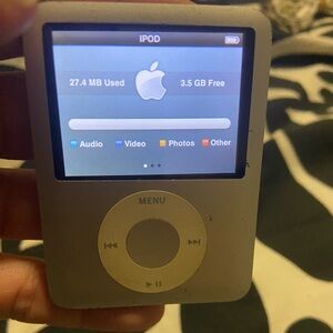 Apple iPod Nano Video Silver